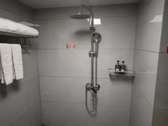 Lingzhou International Hotel