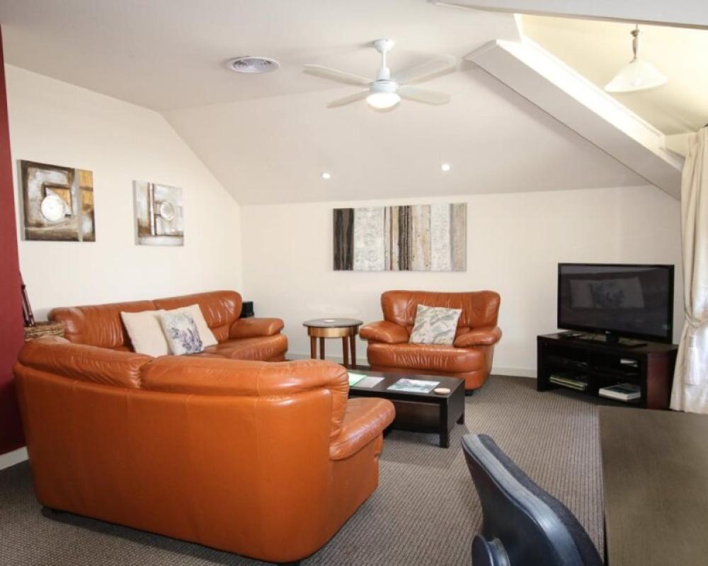 Briars Country Lodge