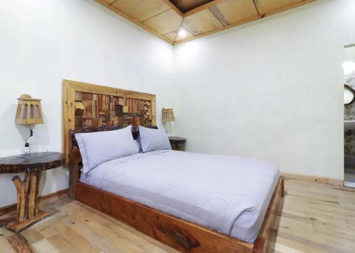 Alloyna Country Cottage