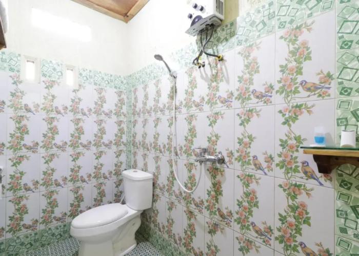 Alloyna Country Cottage