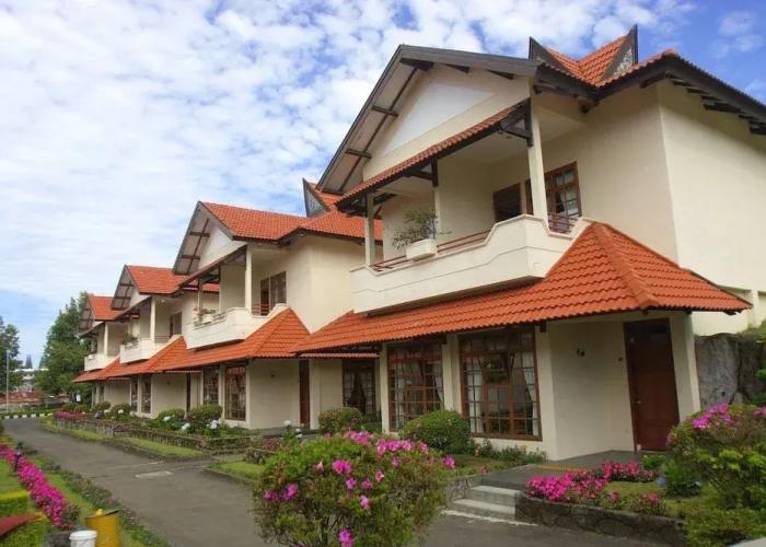 Sinabung Resort Hotel