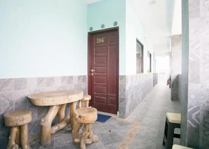 RedDoorz near Mikie Holiday Funland Berastagi