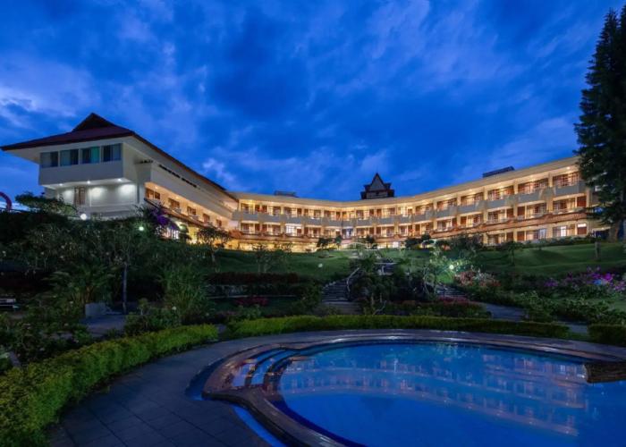 Sinabung Hills Resort