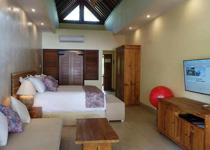 Bombora Medewi