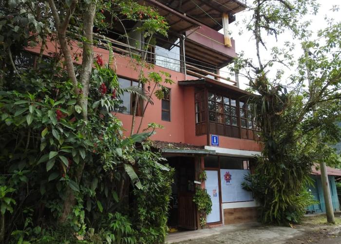 Biohostal Mindo Cloud Forest