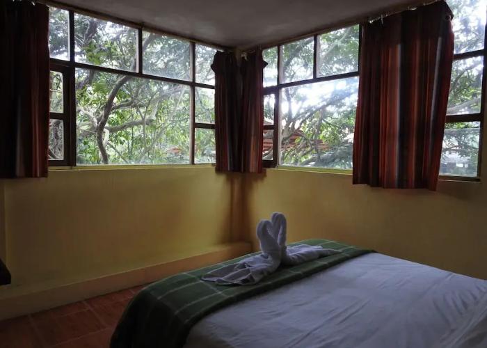 Biohostal Mindo Cloud Forest