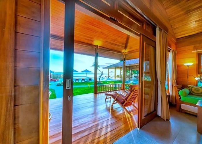 ABWonderdive Beach Resort