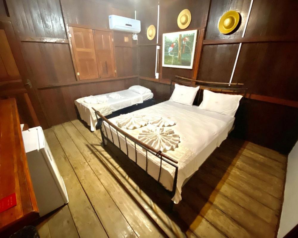 Amazonia Jungle Hotel