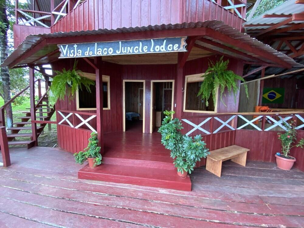Vista do Lago Jungle Lodge