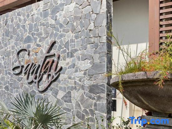 Santai Resort - Holiday Management