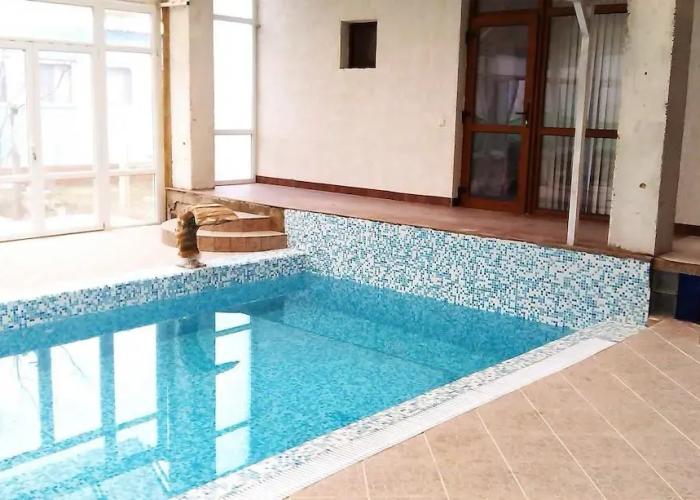 Acunamatata Hotel