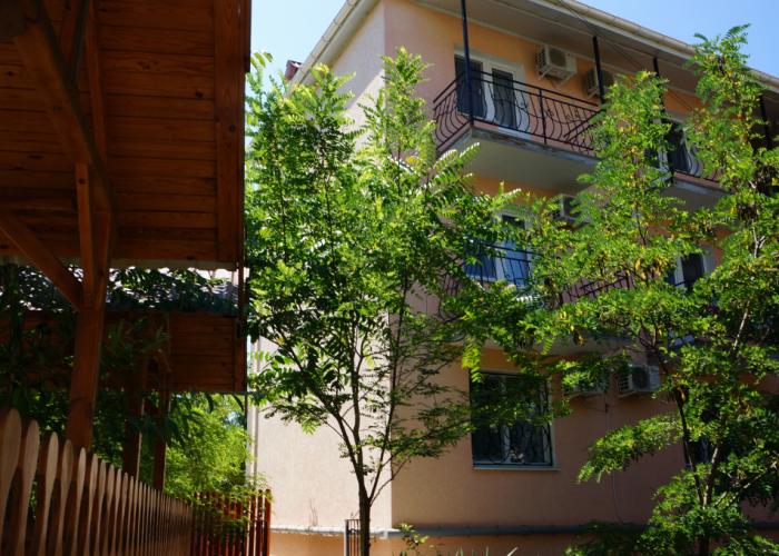 Apelsin Guest House