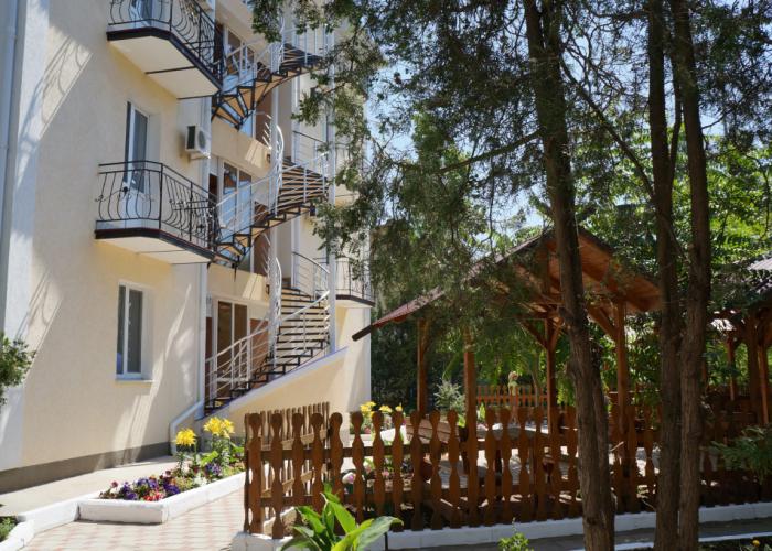 Apelsin Guest House