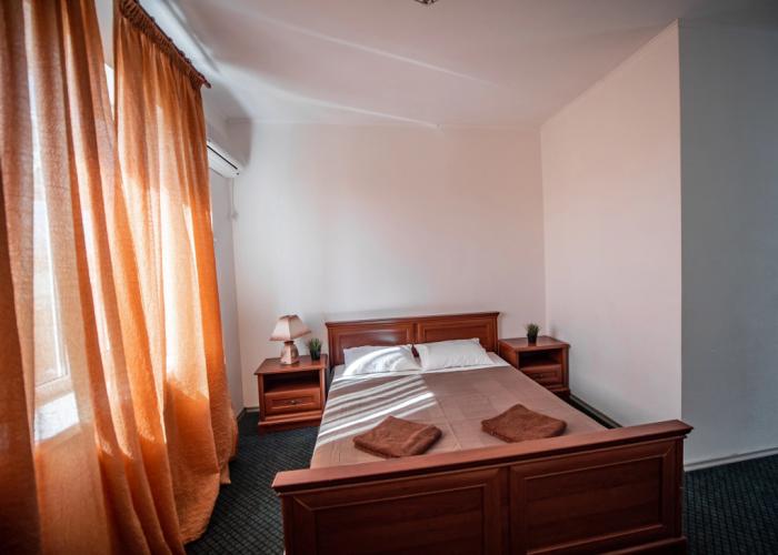 Elit Hotel