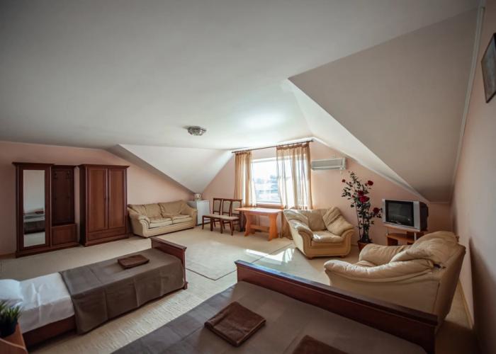 Elit Hotel
