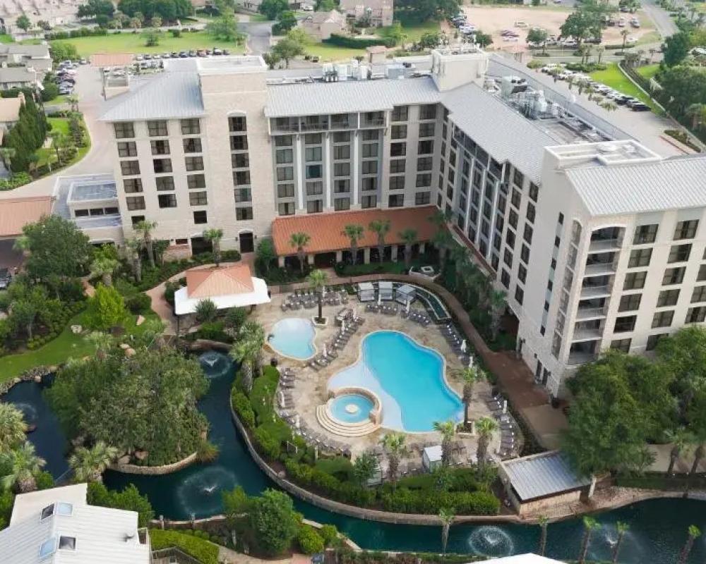 Horseshoe Bay Resort