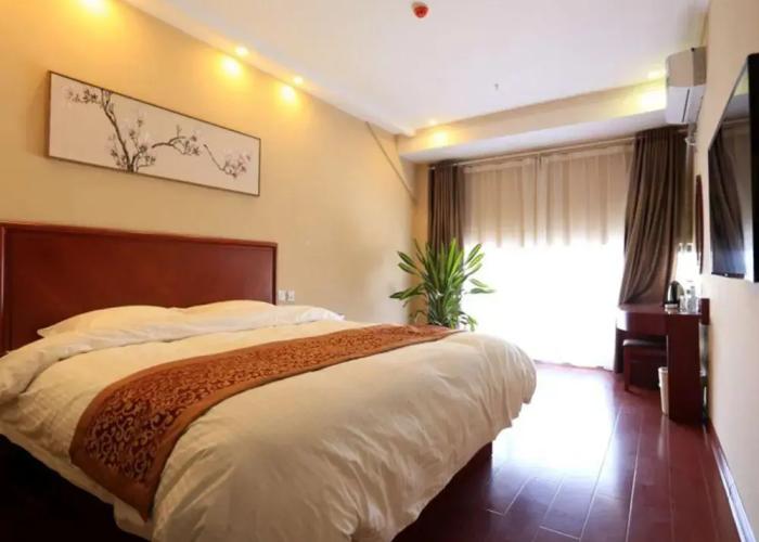GreenTree Inn Shandong Yuncheng Ximen Street Songjiang Kung Fu School Business Hotel
