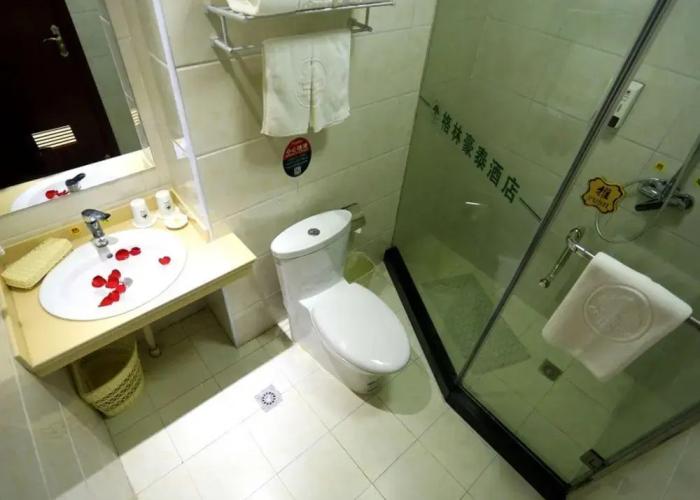GreenTree Inn Shandong Yuncheng Ximen Street Songjiang Kung Fu School Business Hotel