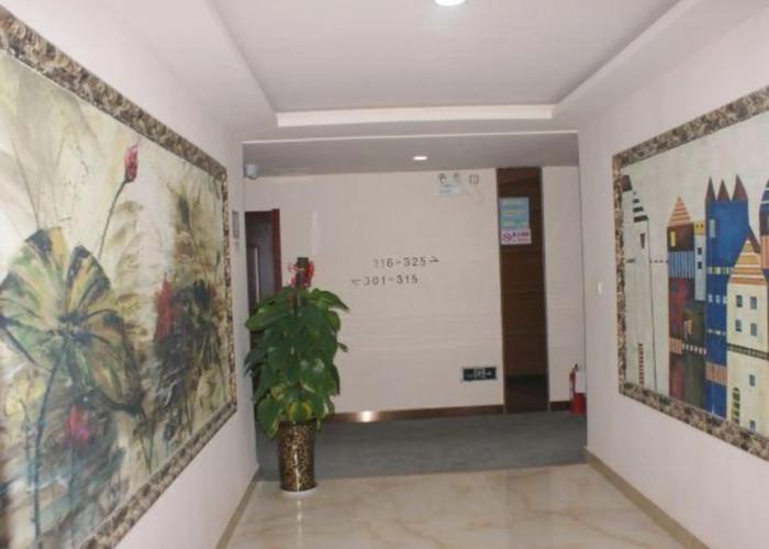 Jiayi Hotel (Heze Dingtao Bus Station)