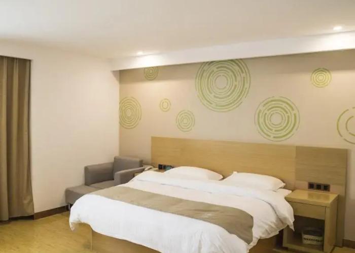 GreenTree Inn (Shanxian Huxi South Road store)