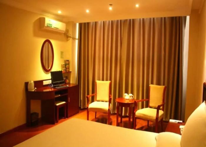 GreenTree Inn Liaocheng Chiping East Huixin Road Business Hotel