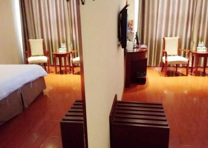 GreenTree Inn Liaocheng Chiping East Huixin Road Business Hotel