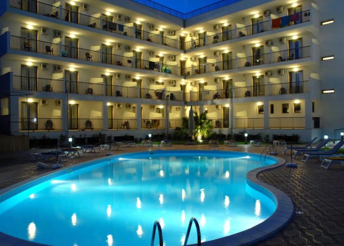 Hotel Ticho's Greenblu Hotel