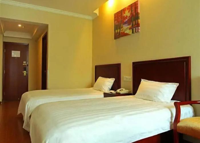 GreenTree Inn Laiwu West Laiwu Road Express Hotel
