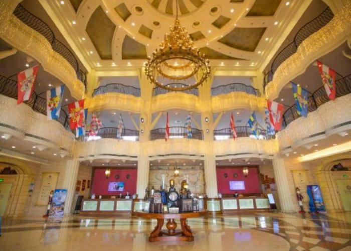 Knight's Hotel Europark Resort