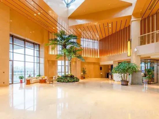 Qihe Peacock King Hot Spring Hotel