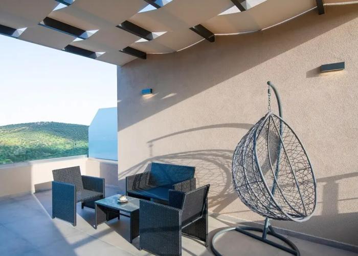 Serenity Suites Sea View 2