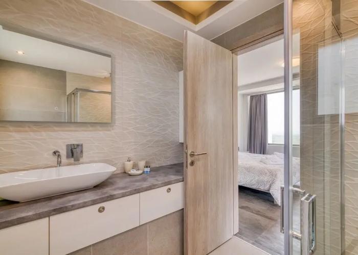 Serenity Suites Sea View 1