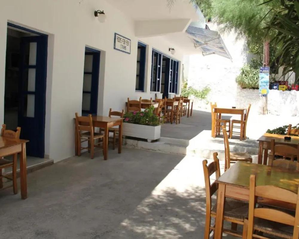 фото Hotel Stavris
