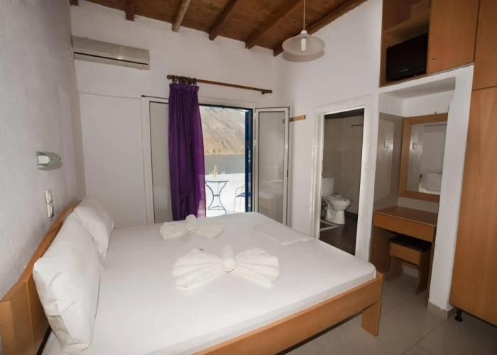 Madares Hotel