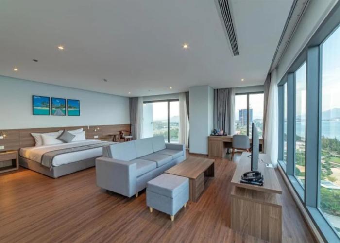 Long Thuan Hotel & Resort