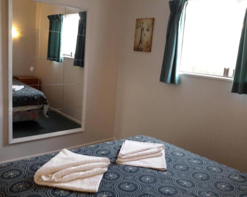 Papakura Pioneer Motor Lodge and Motel