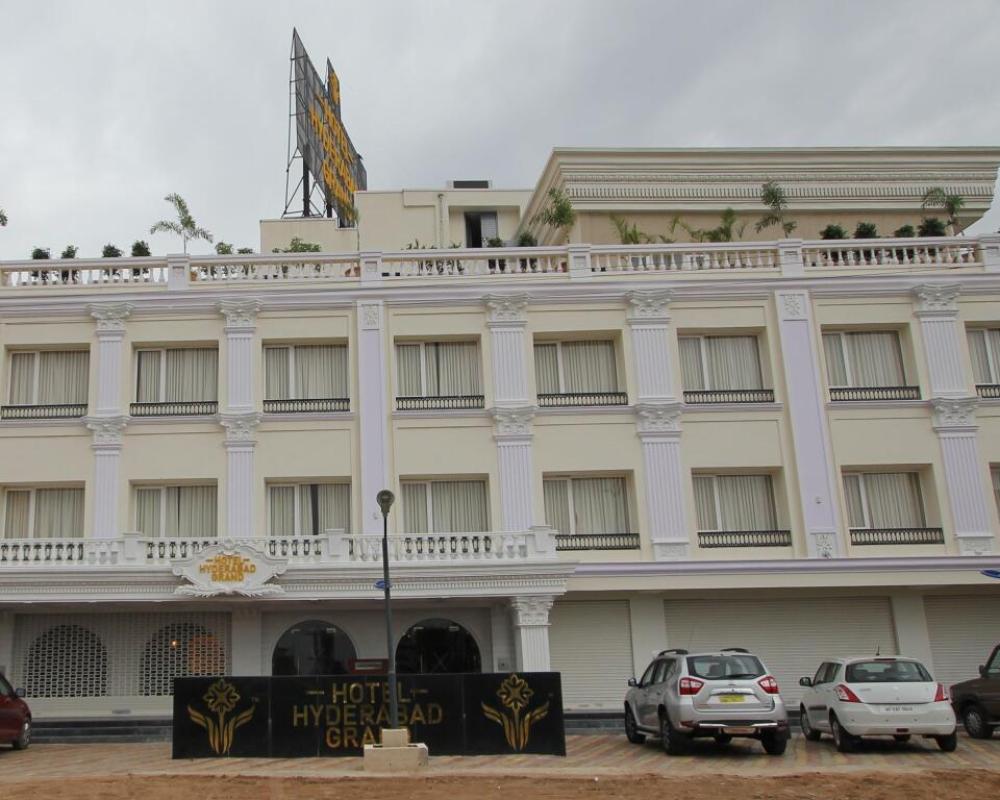 Hotel Hyderabad Grand