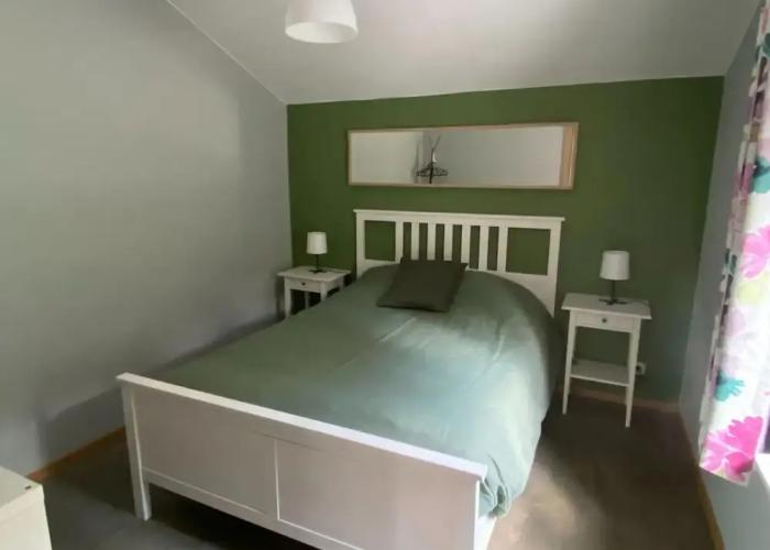 Spacious Chalet in Jalhay with Hot Tub