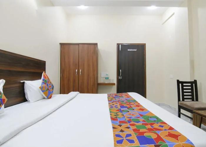 Fabhotel Gg Residency