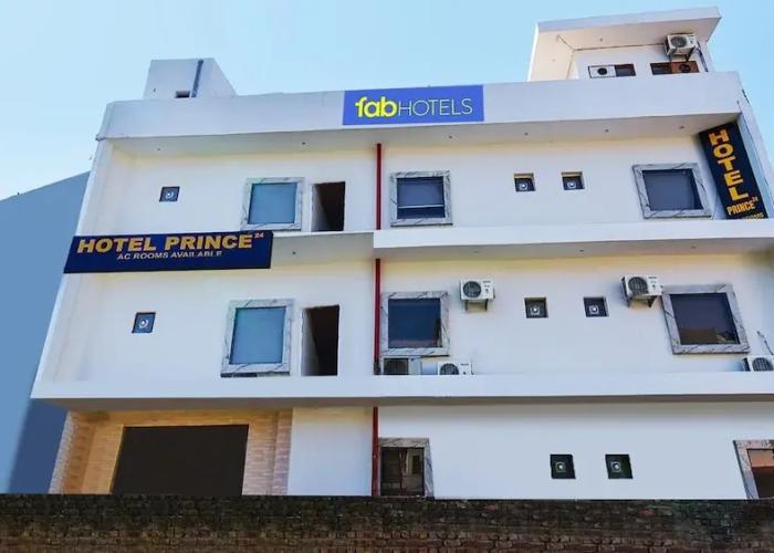 FabHotel Prince 24
