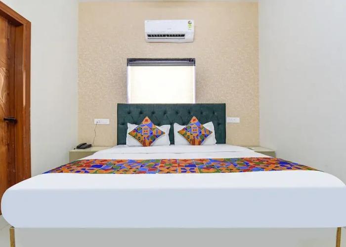 FabHotel Prince 24