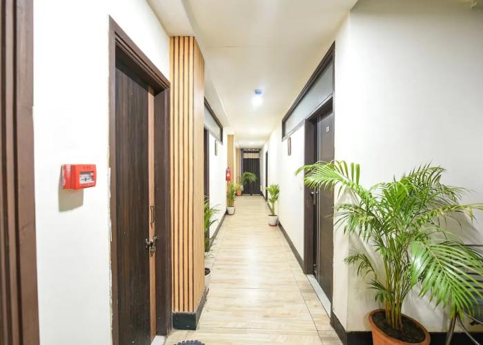 Fabhotel Ess Pee Grand