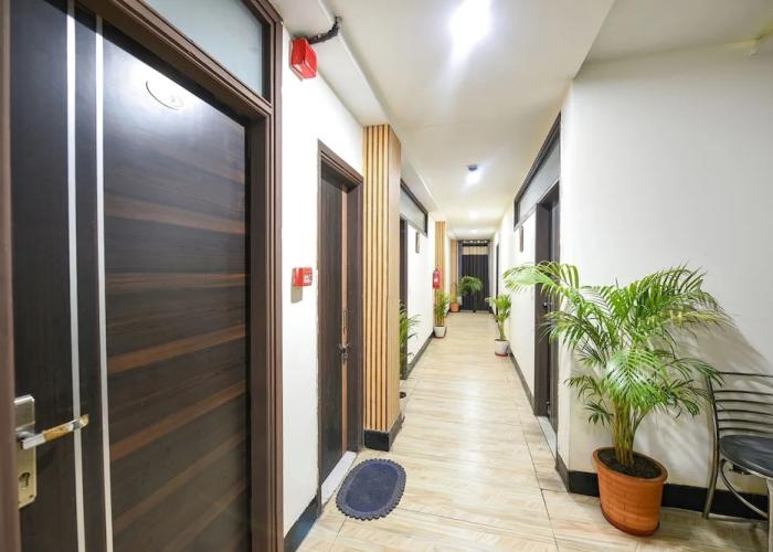 Fabhotel Ess Pee Grand