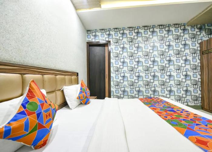 Fabhotel Ess Pee Grand