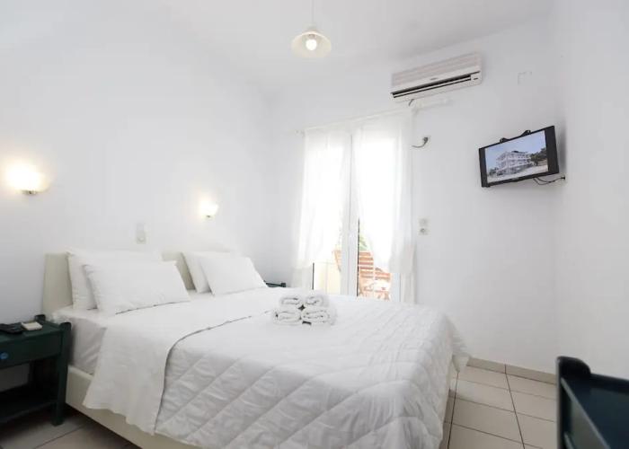 Kontogoni Rooms