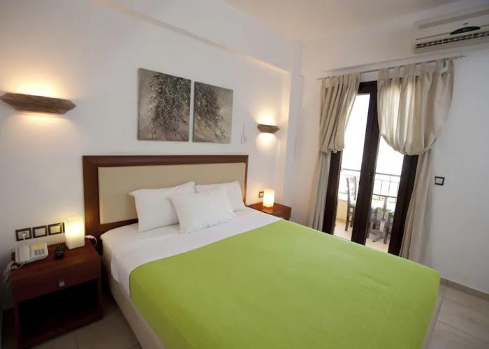 Berdoussis Hotel