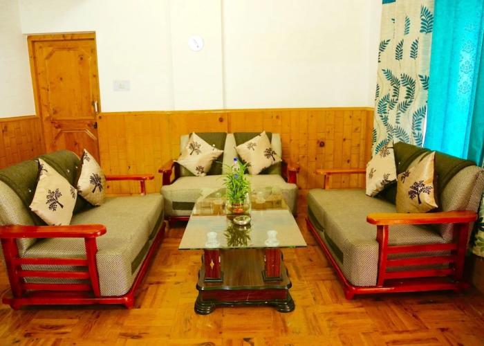 Hotel Rishi Palace