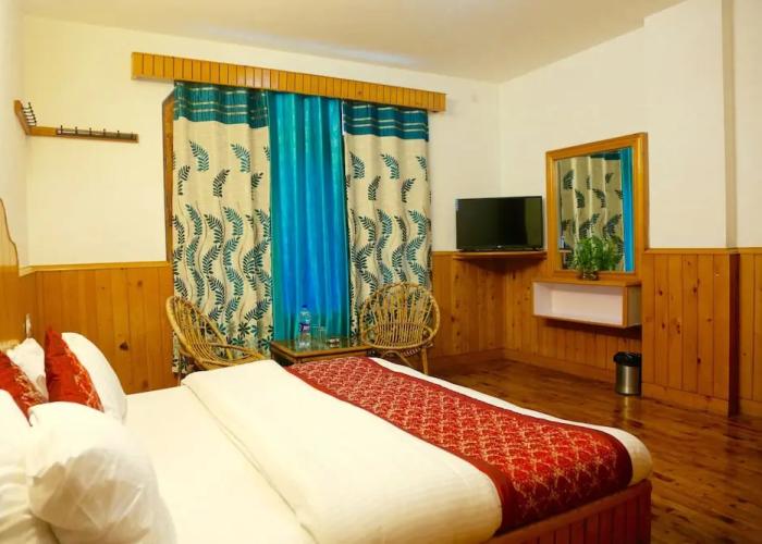 Hotel Rishi Palace