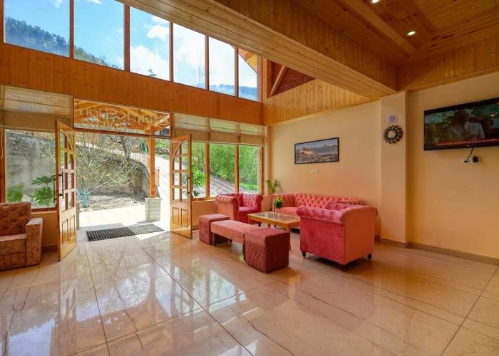 Clarks Inn Suites Manali