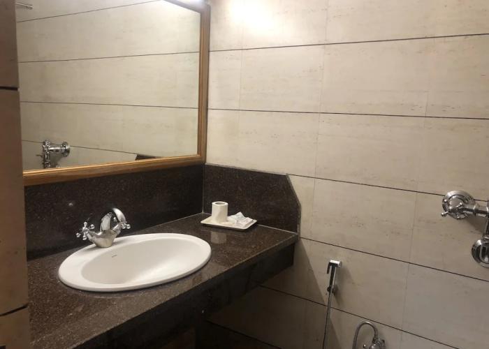 Hotel Asian Plaza Mcleodganj